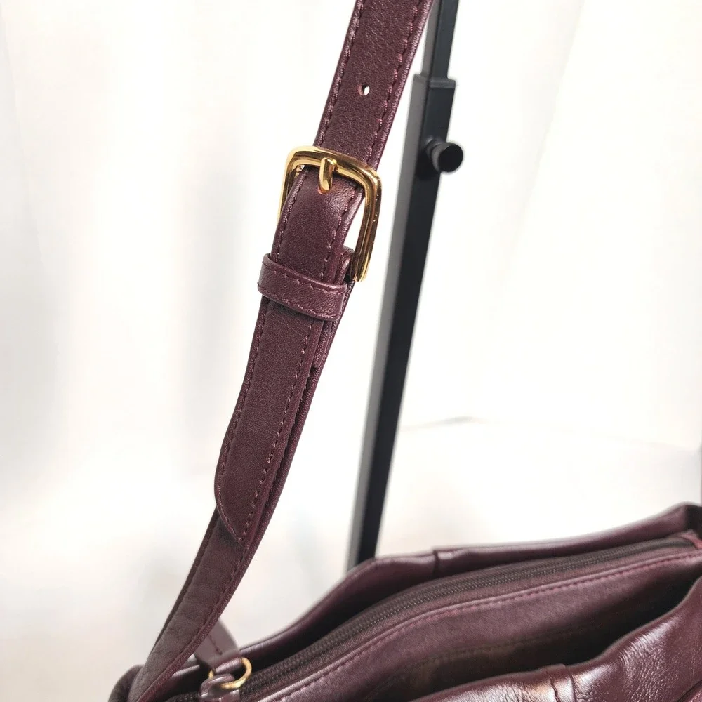 Etienne Aigner Burgundy Leather Crossbody Bag Gold Hardware Vintage Style